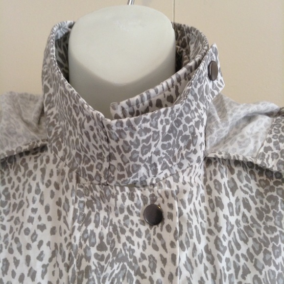 Joie Lightweight Jacket Barker A | Leopard Print - Picture 4 of 8